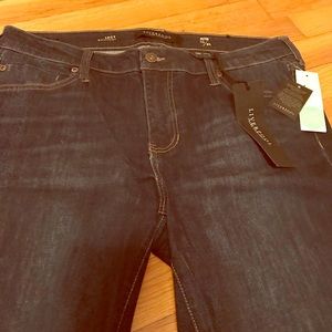 Liverpool “Lucy” Bootcut Jeans